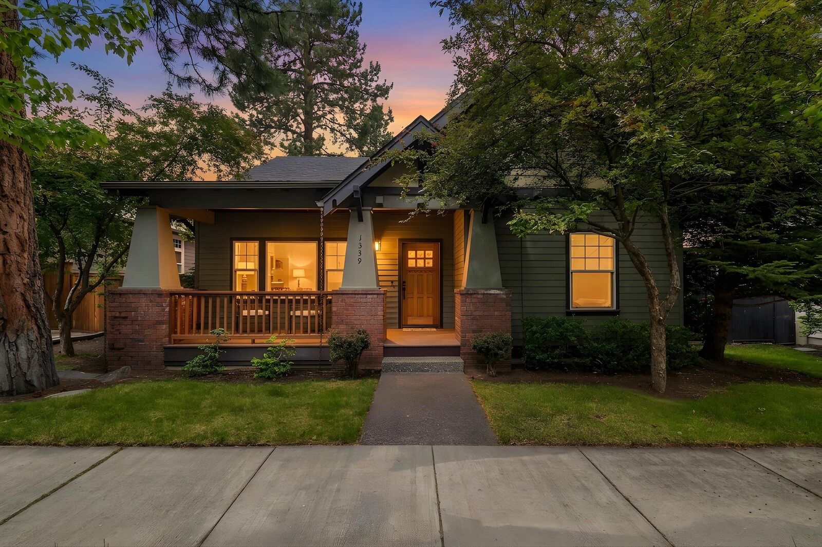 Property Photo: 1339 NW John Fremont OR 97703