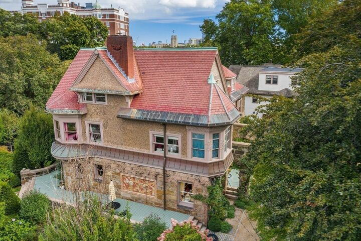 Property Photo:  269 Kent St  MA 02446 