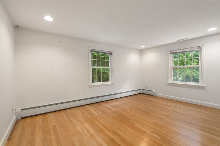Property Photo:  10 Radcliffe Rd  MA 02493 