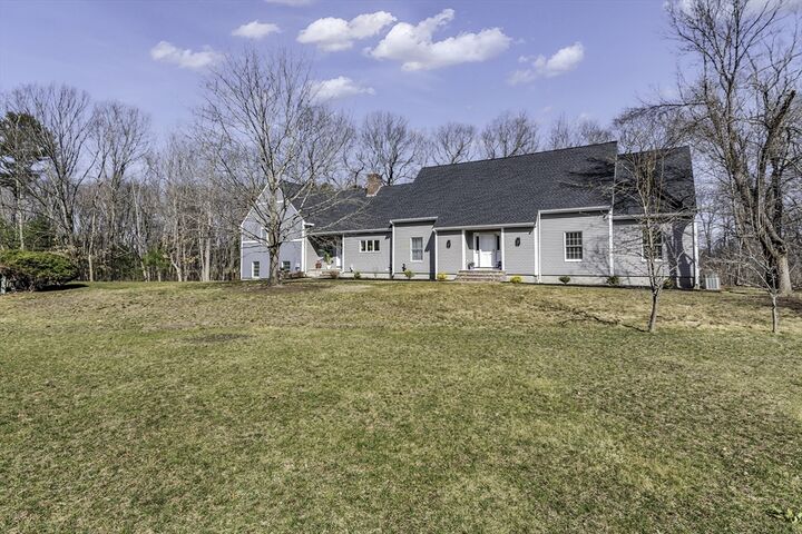 Property Photo:  30 Anne Rd  MA 01845 