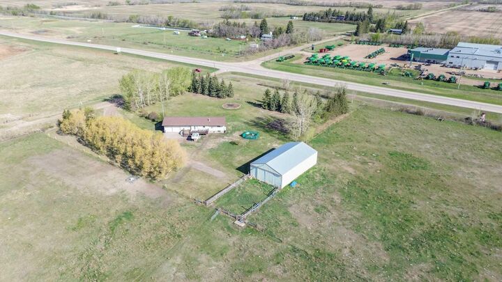 Property Photo: 4905 82 Street AB T0C 2L0