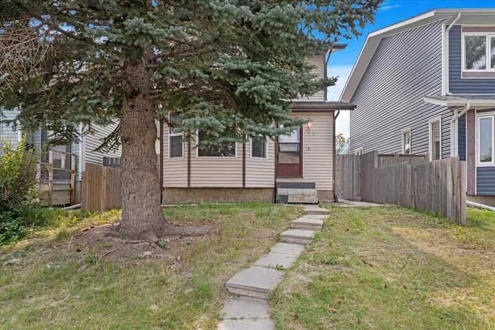 Property Photo: 61 Falmere Way NE AB T3J 2Y7
