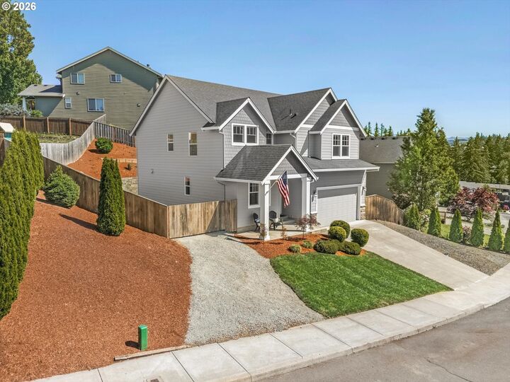 Property Photo: 1380 NE Rockwell Dr OR 97023