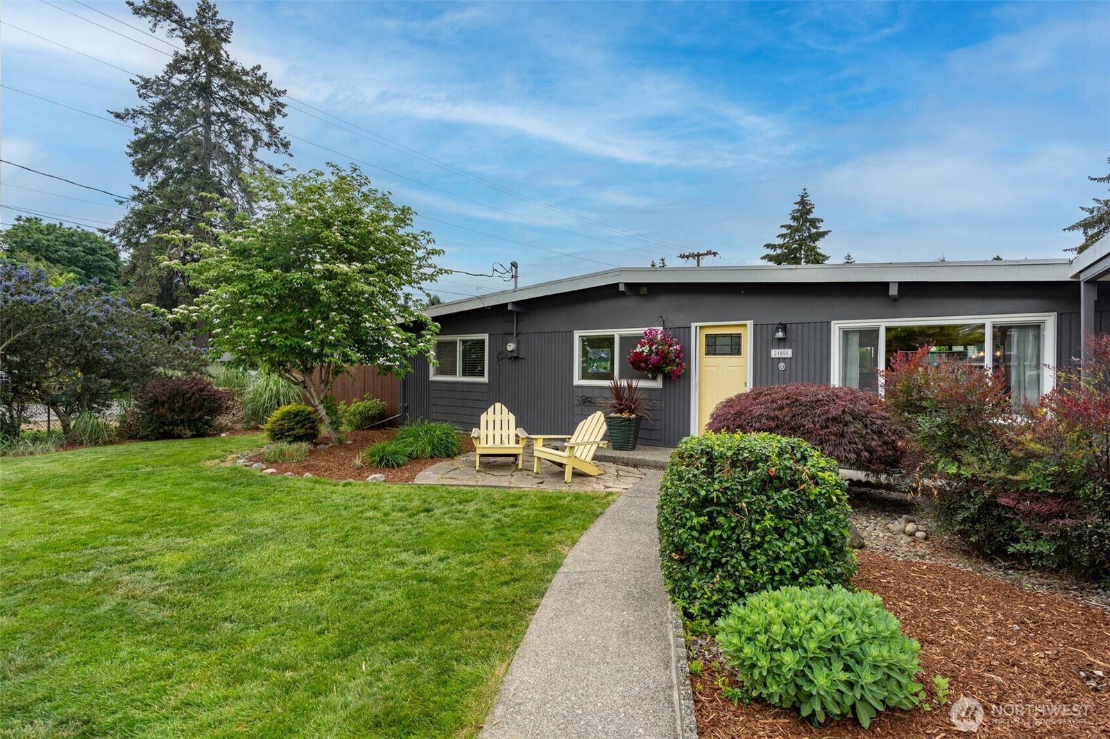 Property Photo: 24855 16th Avenue S WA 98198