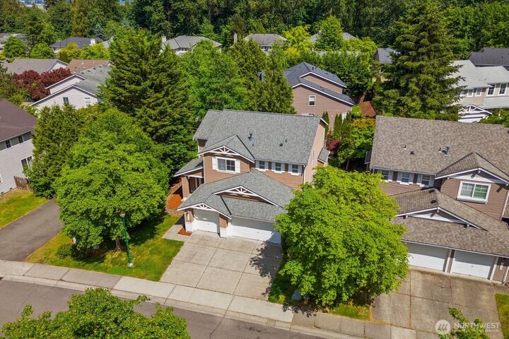 Property Photo:  12901  67th Avenue SE  WA 98296 