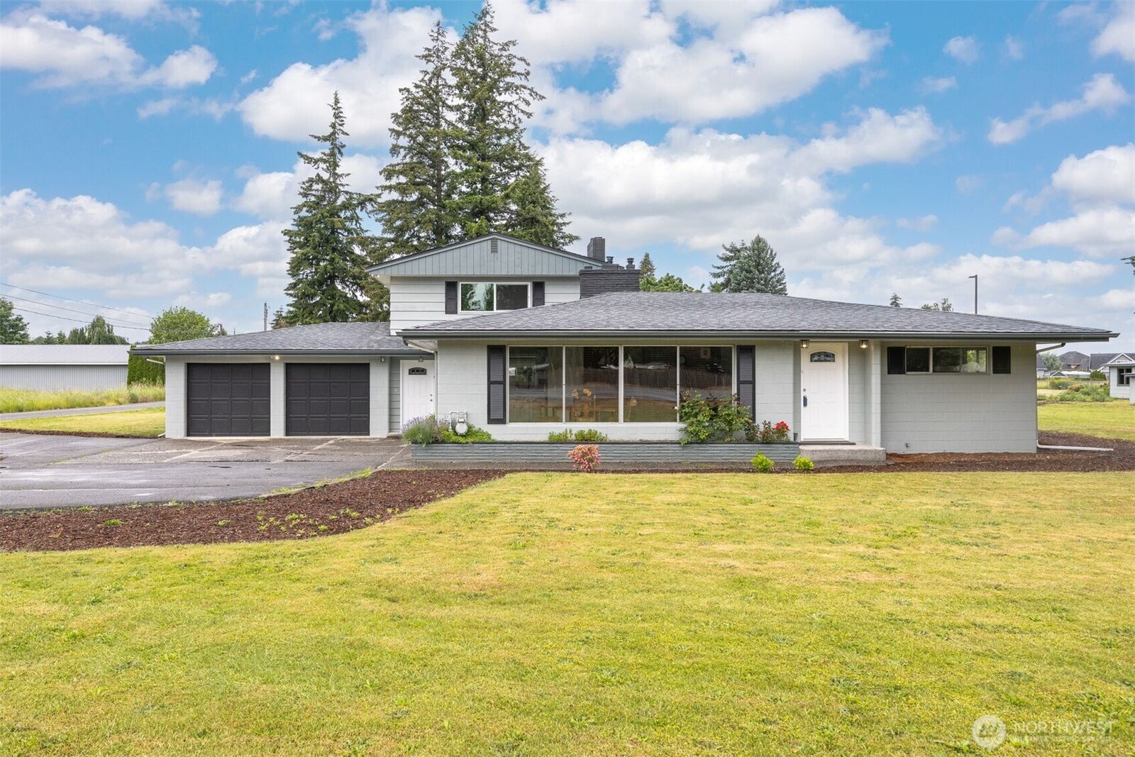 Property Photo:  108 W Bartlett Road  WA 98264 