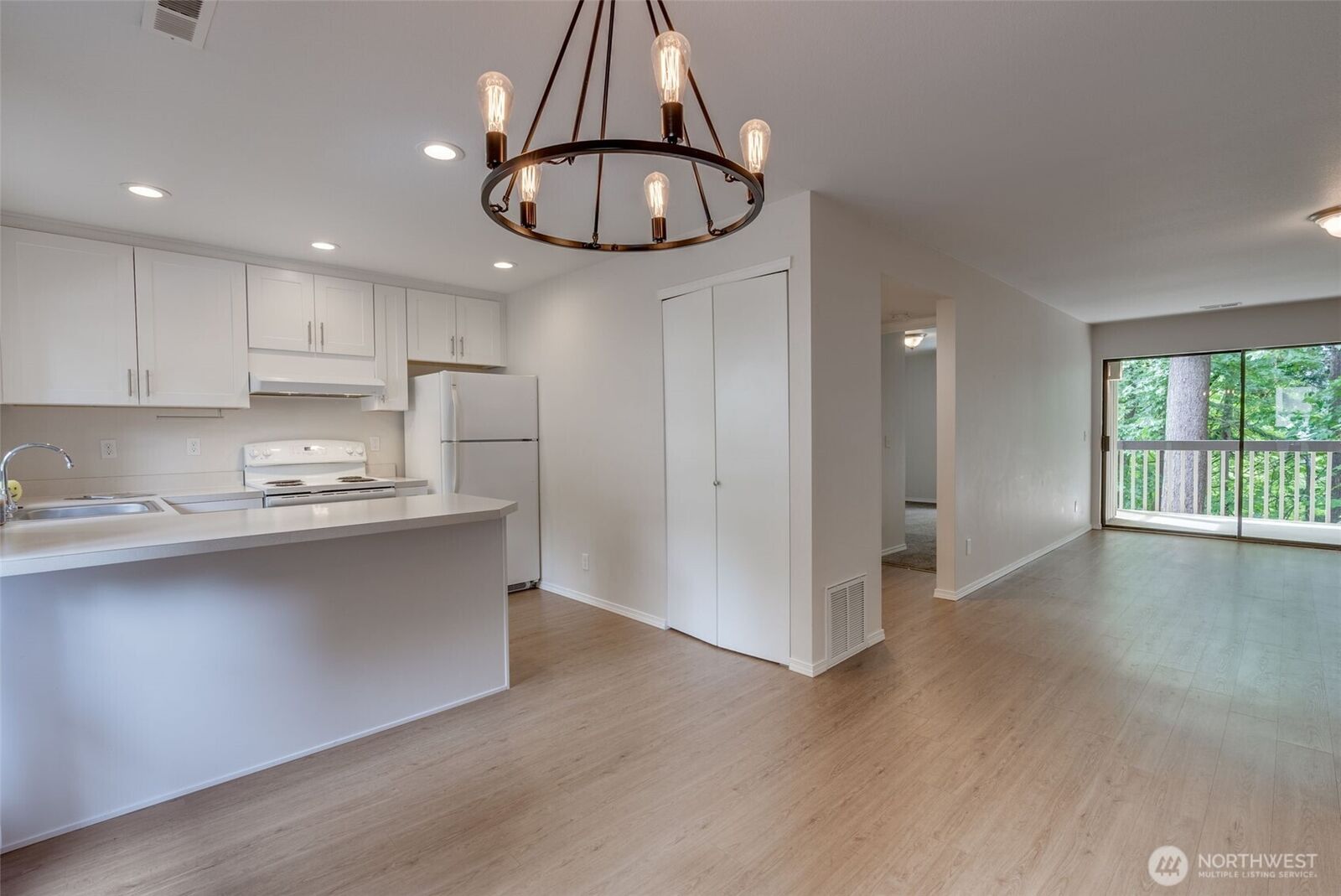 Property Photo:  10819 NE 37th Place 224  WA 98004 
