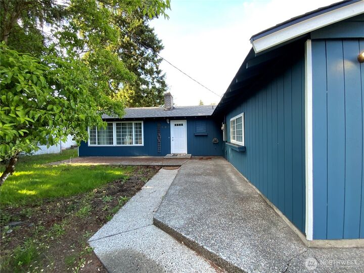 Property Photo:  621  Brookdale Road E  WA 98445 
