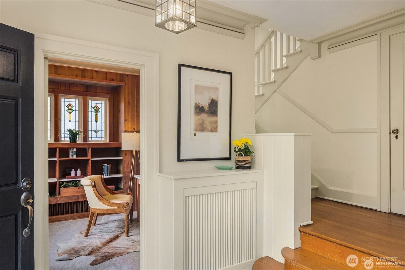 Property Photo: 1208 E Newton Street WA 98102
