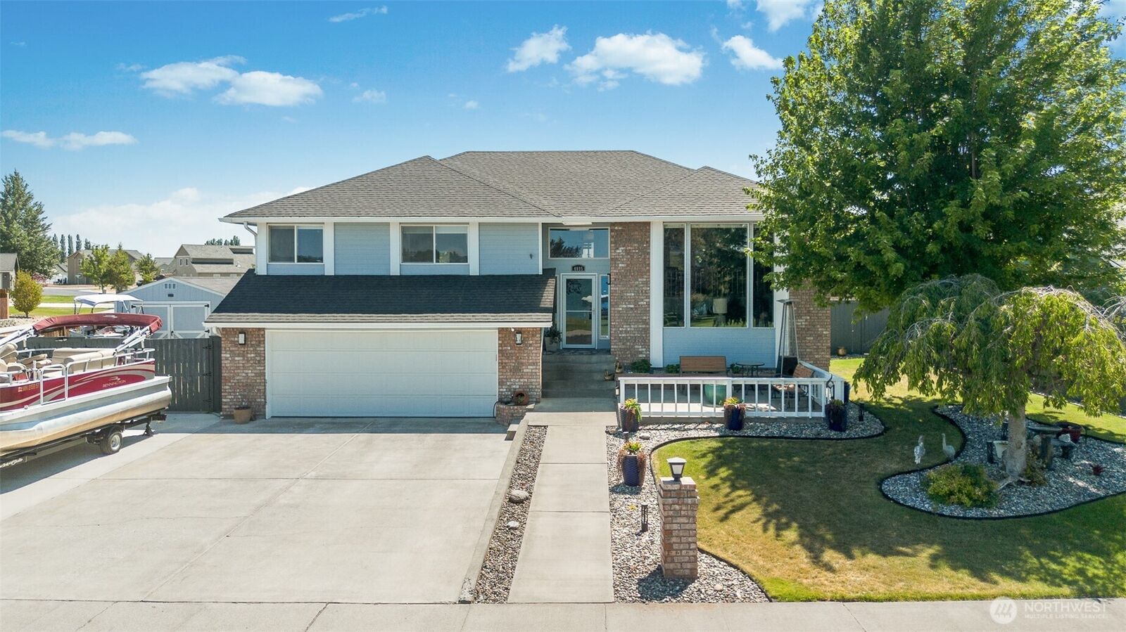 Property Photo: 4095 W Cove West Drive WA 98837