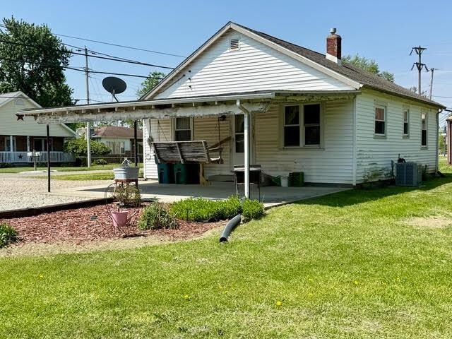 Property Photo: 2712 Brown Street IN 47362