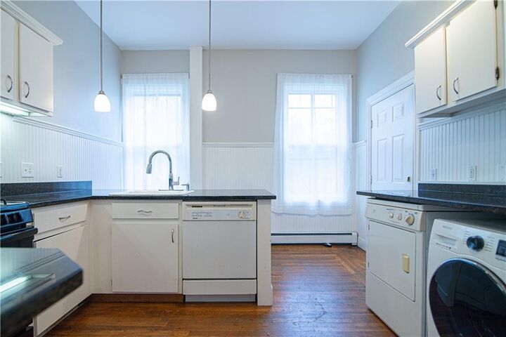 Property Photo:  68 Dexter Street 1  RI 02909 