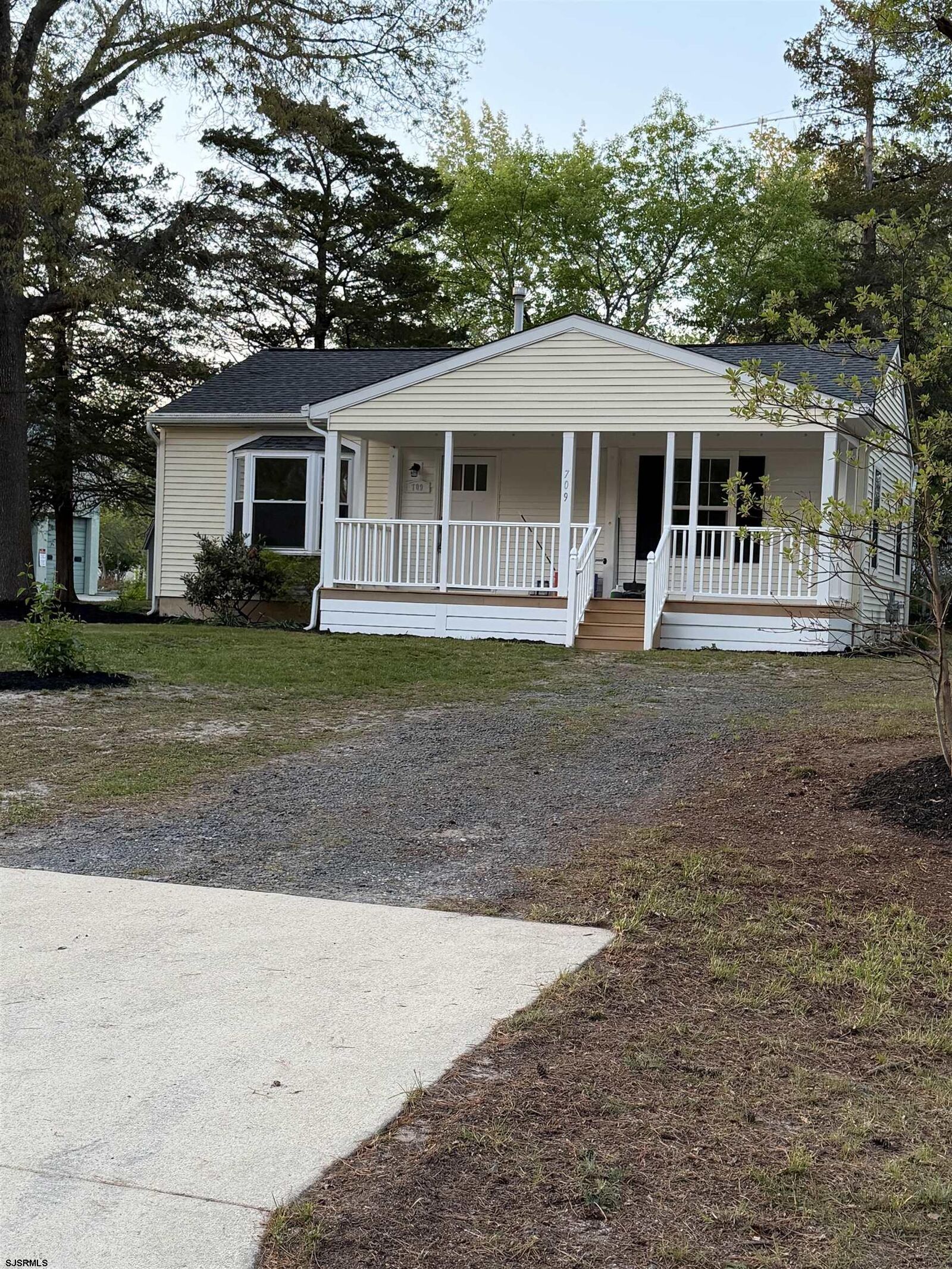 Property Photo: 709 E Pennsylvania Ave NJ 08205-9205