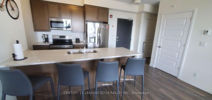 Property Photo:  2 Adam Sellers Street 609  ON L6B 1P2 