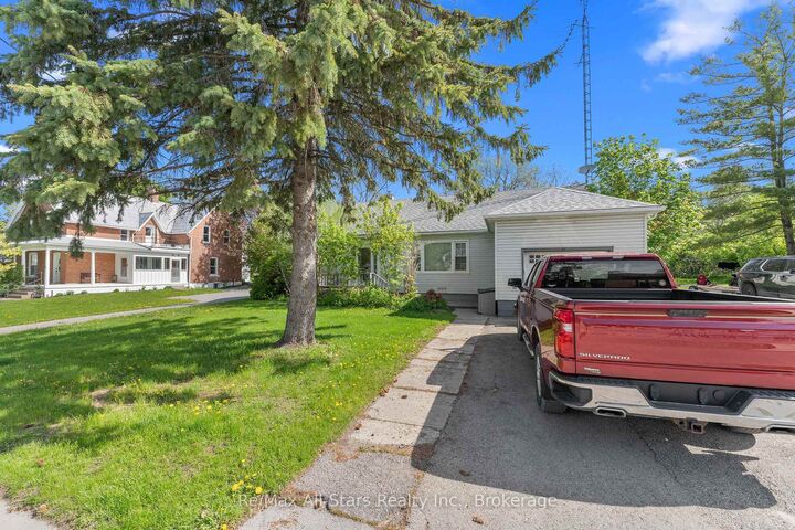 Property Photo: 29 Francis Street E ON K0M 1N0