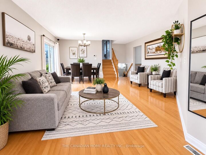 Property Photo: 2842 Meadowgate Boulevard ON N6M 1L4
