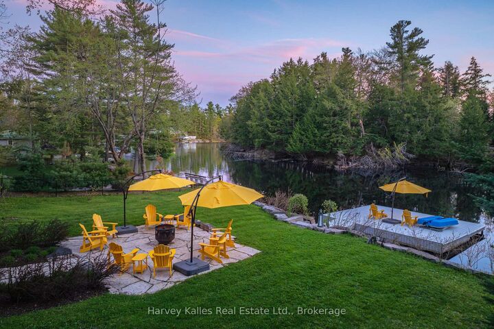 Property Photo: 2787 118 Muskoka Road W ON P0B 1J0