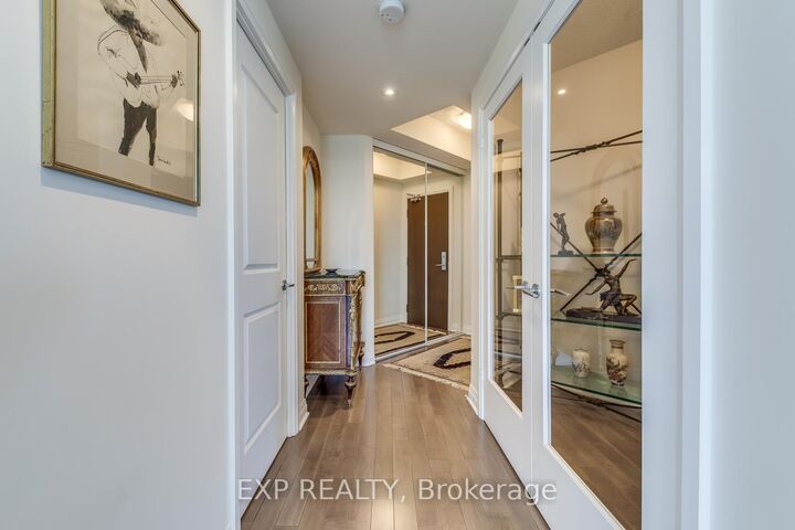 1055 Southdown Road 905 — photo 1