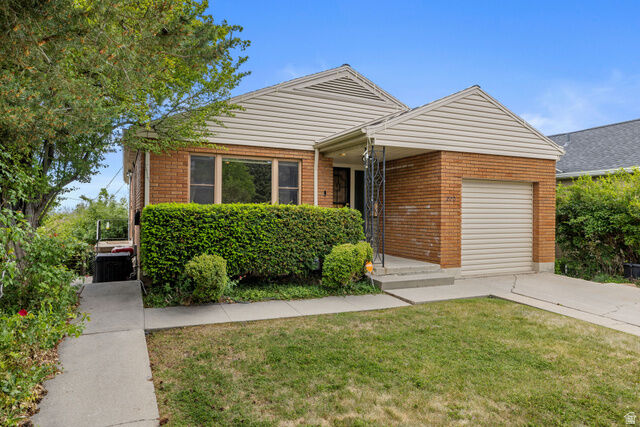 Property Photo: 270 E 11th Ave N UT 84103
