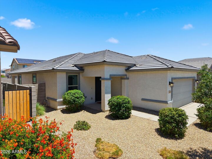 Property Photo:  18460 W Jessie Lane  AZ 85387 