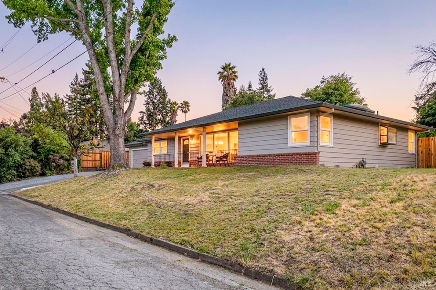 Property Photo: 918 Dorthel Street CA 95472