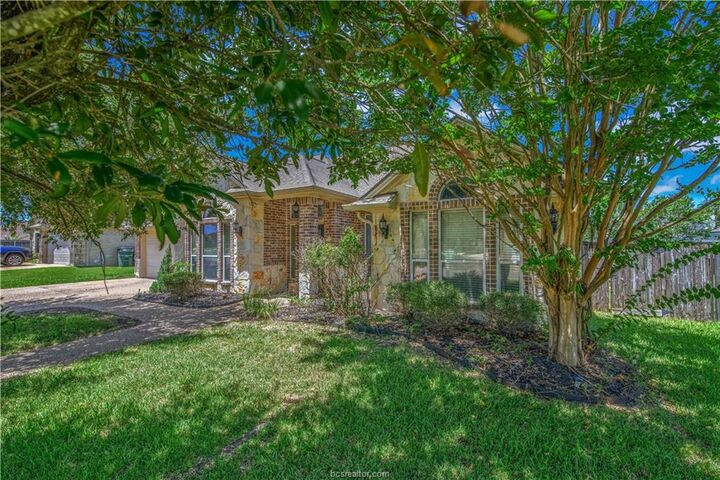 Property Photo: 2703 Colony Glen Drive TX 77808