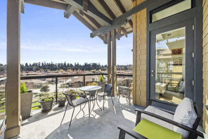 Property Photo: 4977 Springs Boulevard 415 BC V4M 0C1