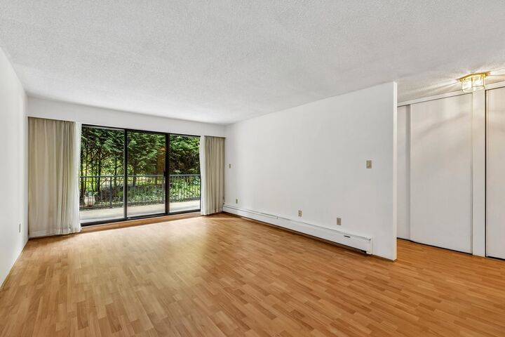 Property Photo:  1385 Draycott Road 219  BC V7J 3K9 
