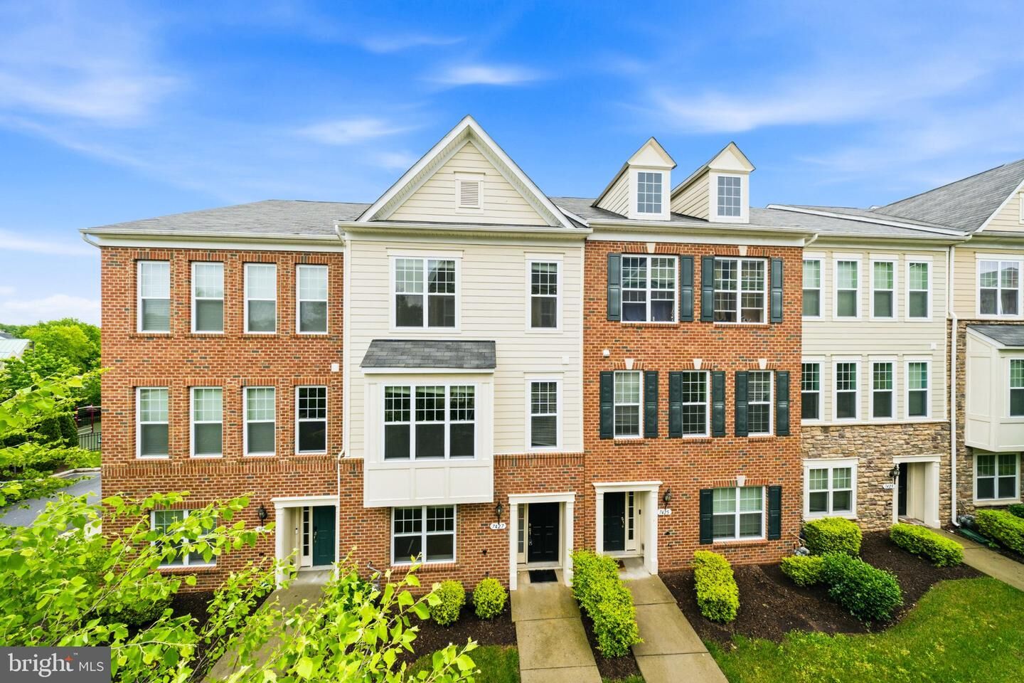 Property Photo:  7427 Wood Meadow Way  MD 20706 