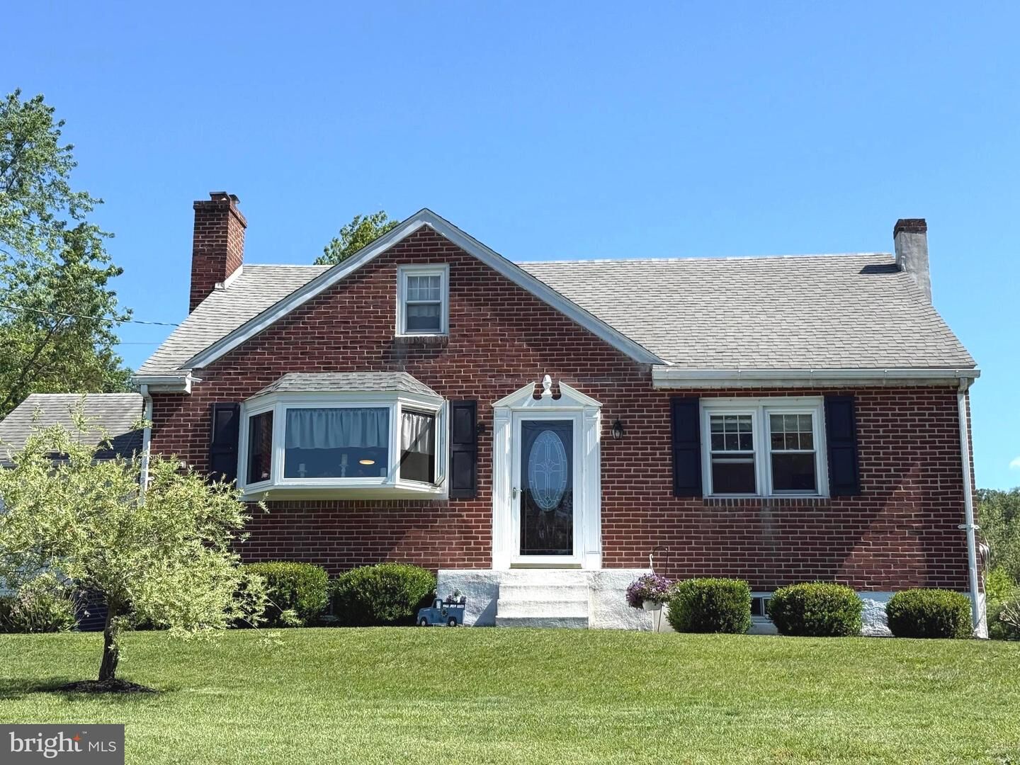 Property Photo: 1495 Cedar Hill Road PA 19464