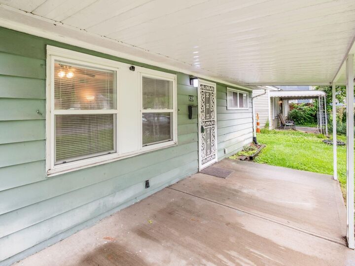 Property Photo: 839 Wellington Boulevard OH 43219