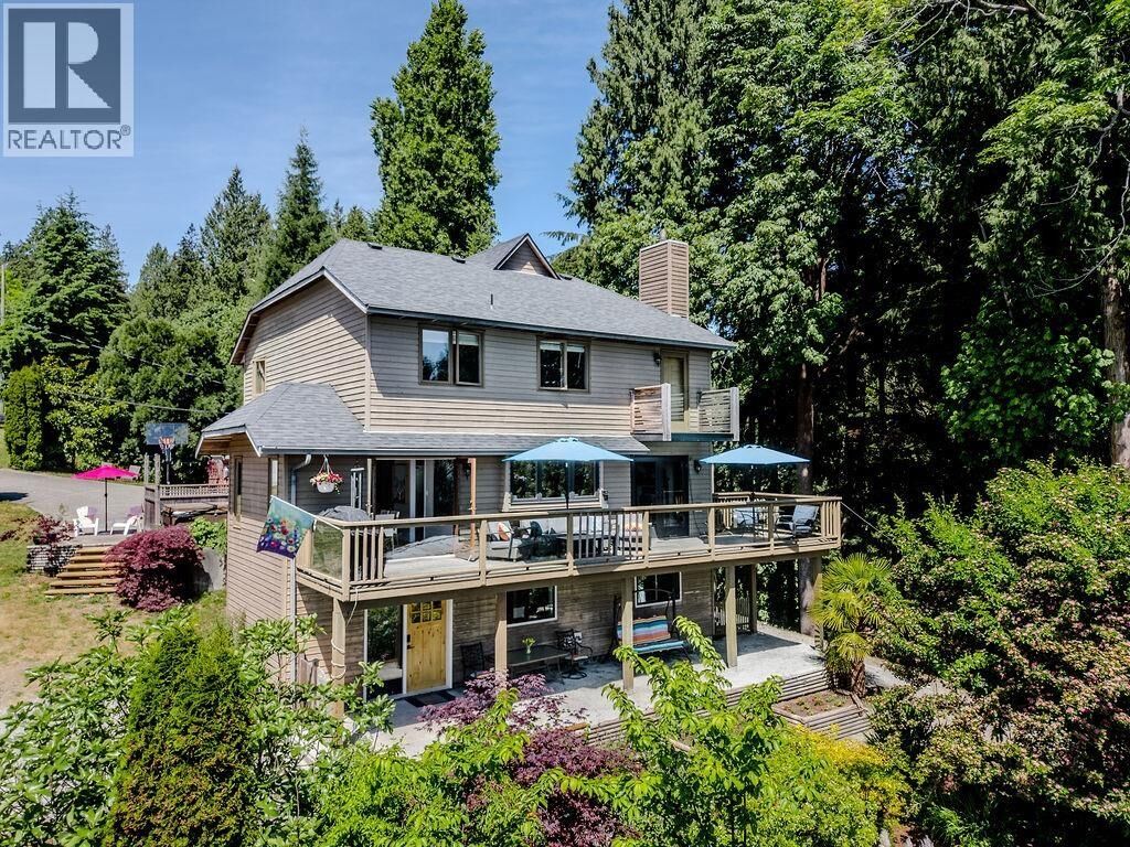 Property Photo:  5454 Wakefield Road  BC V0N 3A8 