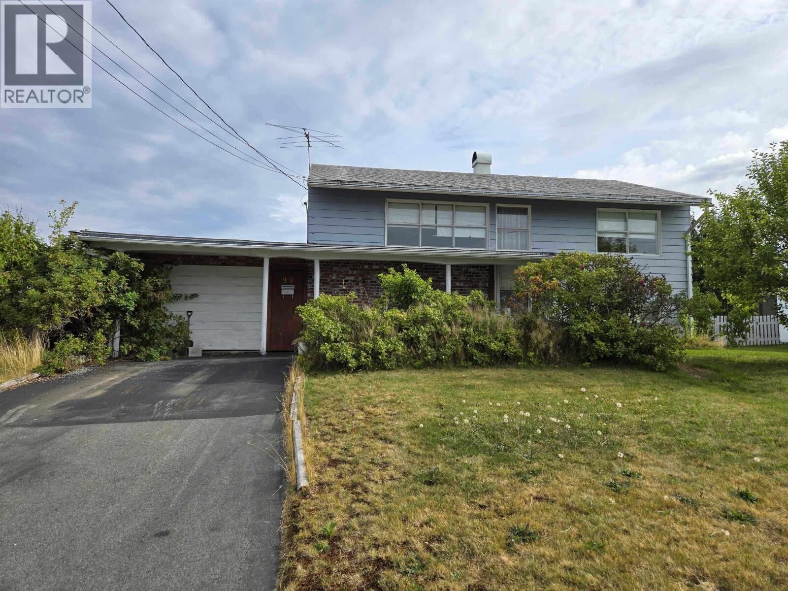 Property Photo: 99 Mallard Street BC V8C 1N2