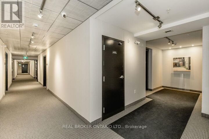 Property Photo:  304 Essa Road 609  ON L9J 0H4 