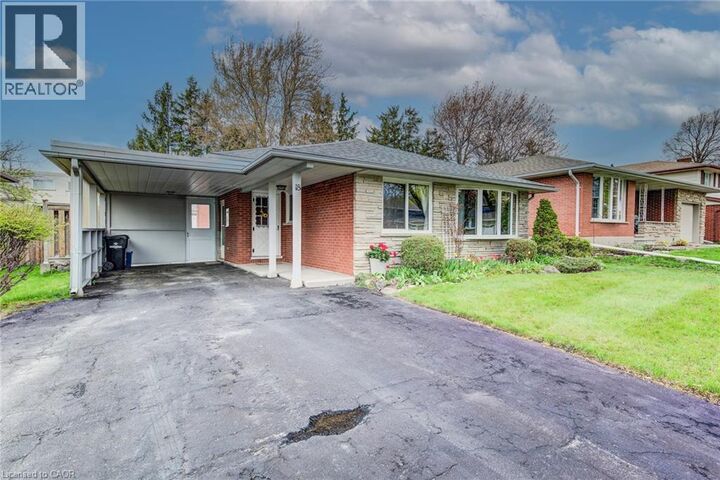 Property Photo: 18 Queenston Crescent ON N2B 2V5