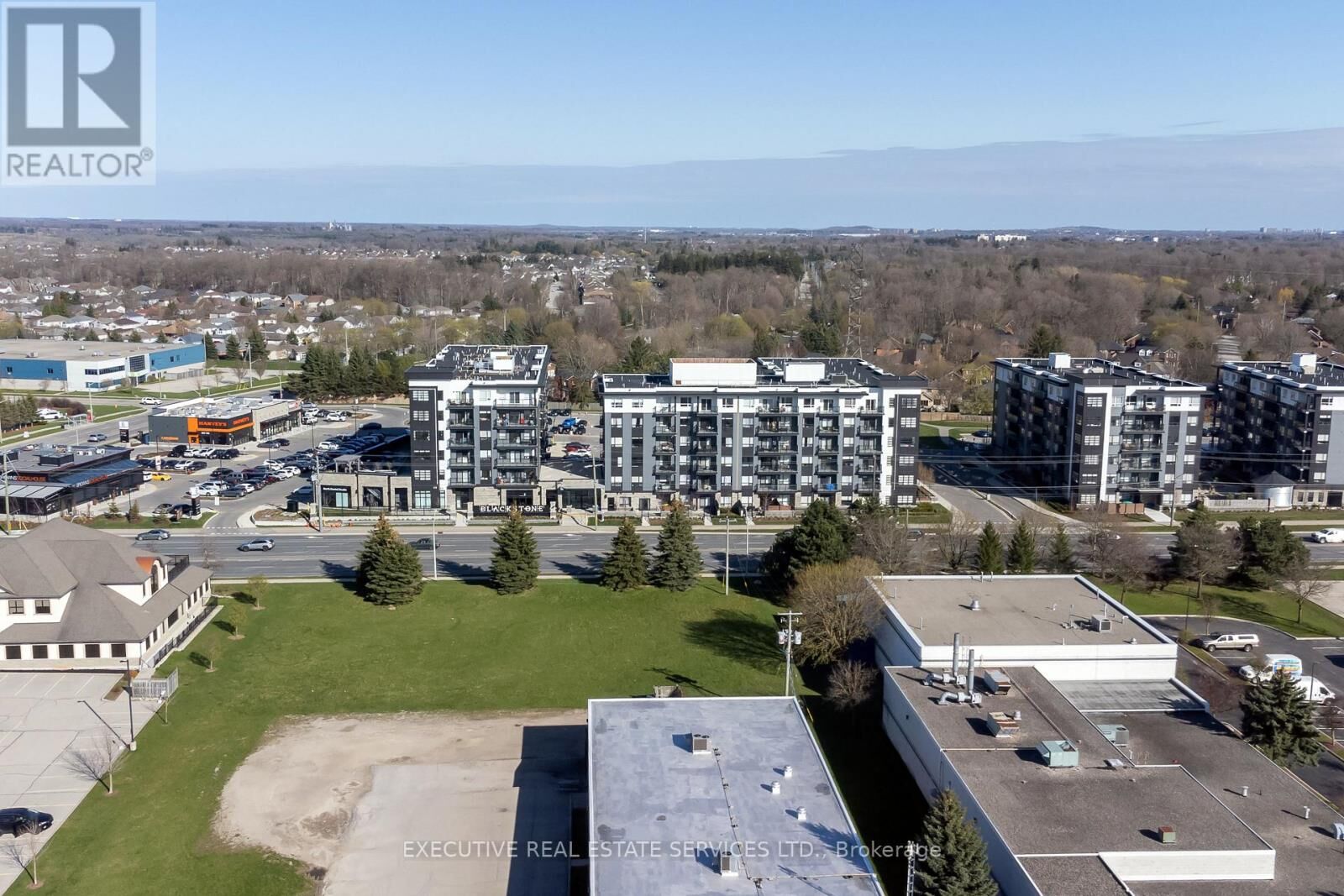 Property Photo:  251 Northfield Drive East 322  ON N2K 0G9 