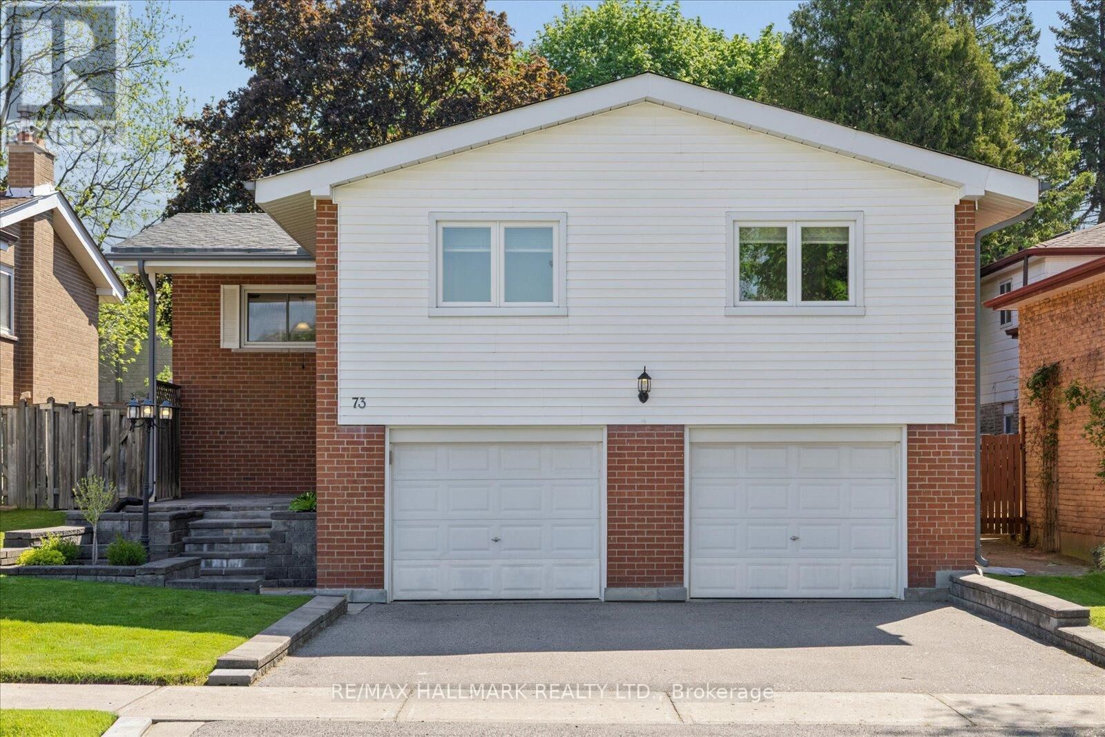 Property Photo:  73 Fulbert Crescent  ON M1S 1C5 