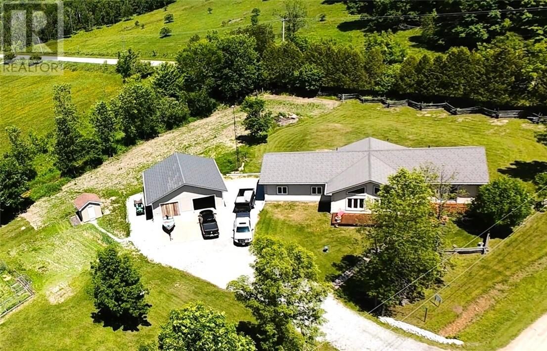 Property Photo: 14 Maplewood Trail ON P0P 1J0