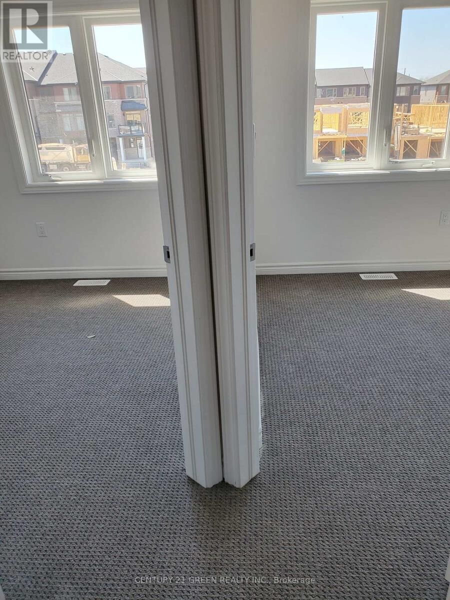 Property Photo:  61 Soho Street 97  ON L8J 0M6 