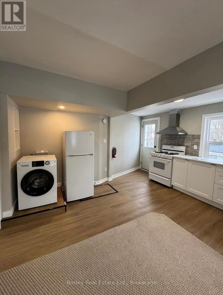 Property Photo:  27 Dublin Street South C  ON N1H 4L9 