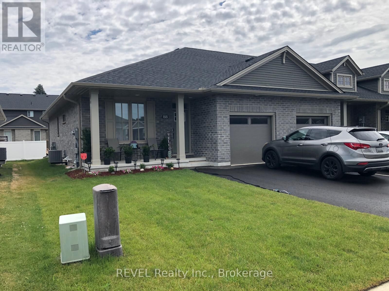 Property Photo: 155 Denrich Avenue ON N4G 0H3