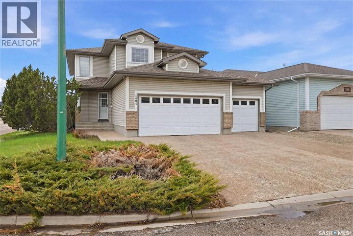 Property Photo:  1204 Boehm Bay N  SK S4X 4M2 