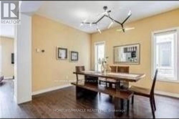 Property Photo:  486 Skyline Avenue 36  ON N5X 4B3 