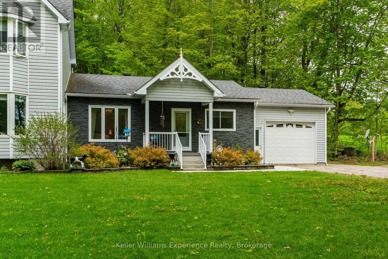 Property Photo: 2174 Ron Jones Road B ON L4R 4K3