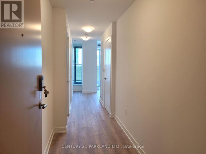 Property Photo:  1 Quarrington Lane 3706  ON M3C 0S4 