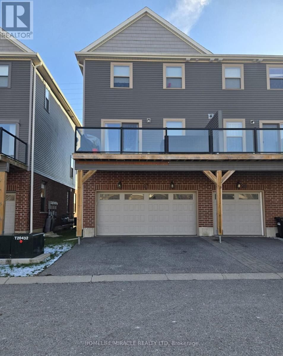 Property Photo:  1 Leggott Avenue 27  ON L4M 0K7 