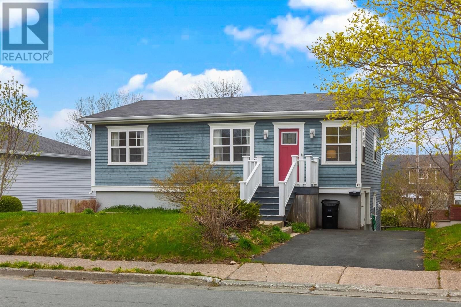 Property Photo:  71 Fox Avenue  NL A1B 2J1 
