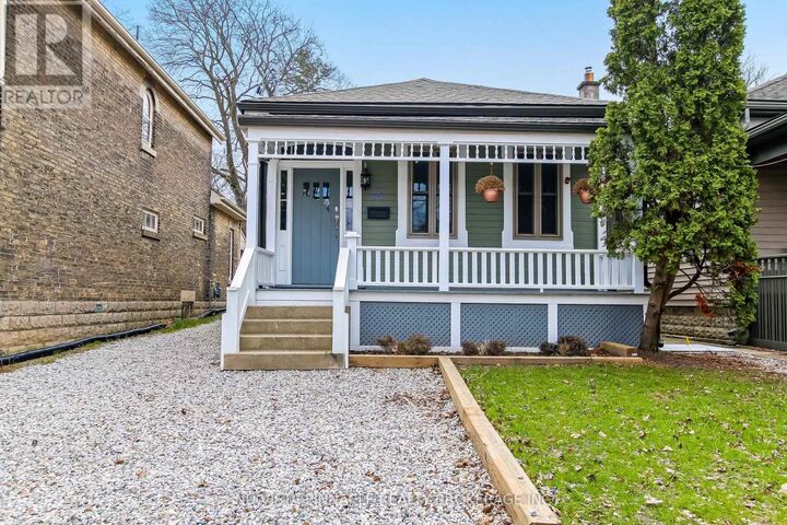 727 Queens Avenue — photo 1