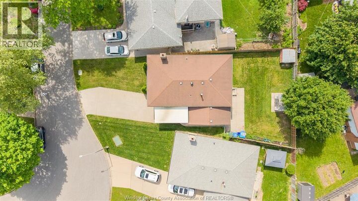 Property Photo: 10572 Palms ON N8R 2E8