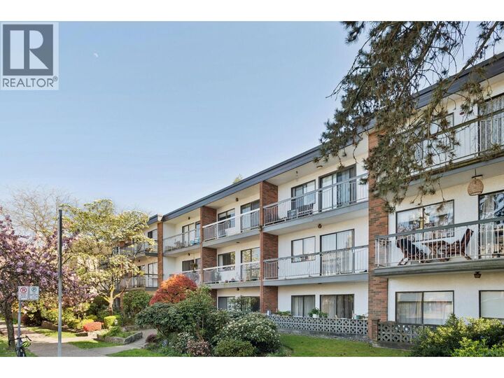 Property Photo:  1950 West 8th Avenue 213  BC V6J 1W3 